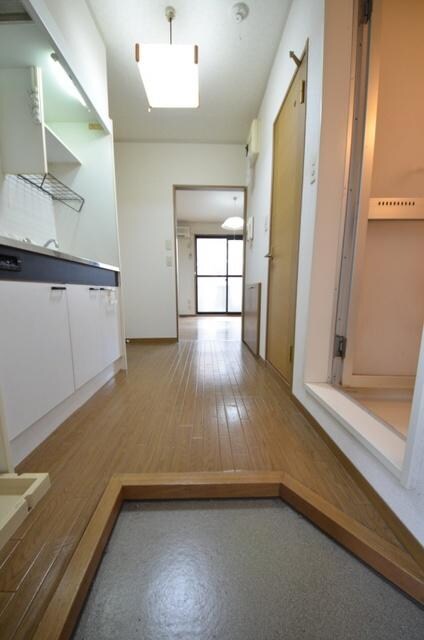 ジュネス国立の物件内観写真