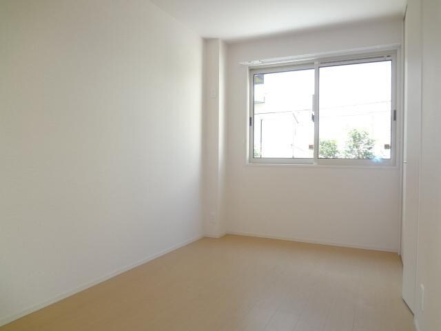 エバーグリーン栄の物件内観写真