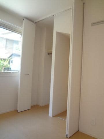 エバーグリーン栄の物件内観写真