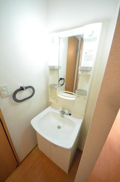 ドルフ国立の物件内観写真