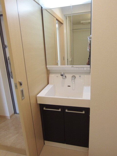 ヌールハリーフ3の物件内観写真