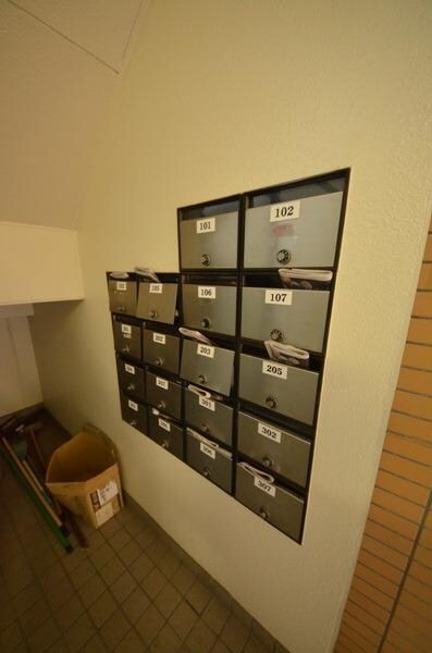 クレスコート国立の物件内観写真