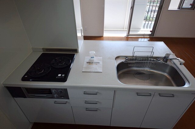 アニックカスールの物件内観写真