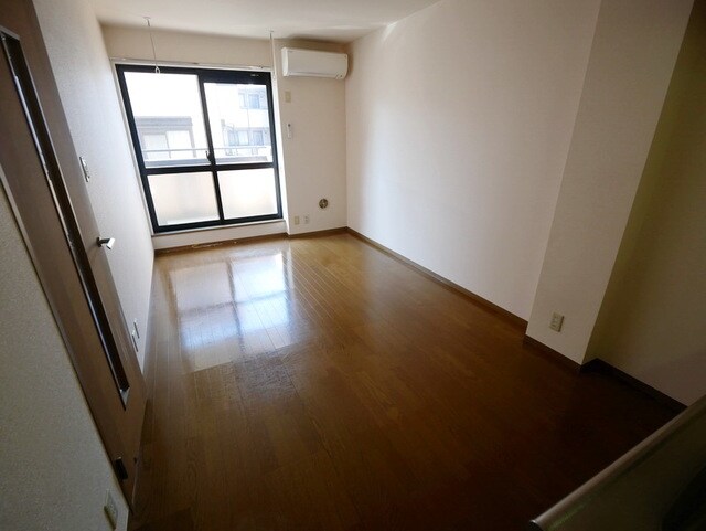 シルクトゥリーの物件内観写真