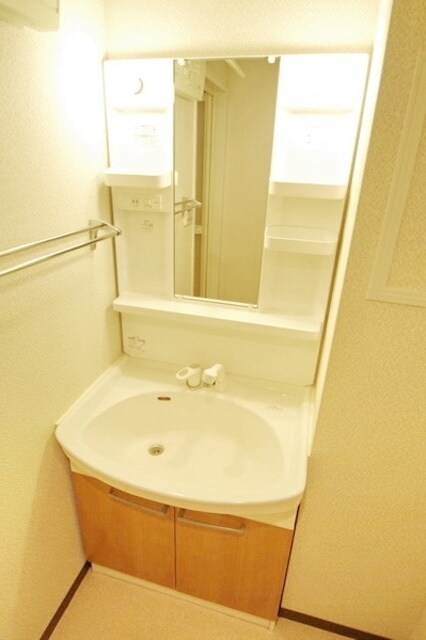 グラン・コンフォールの物件内観写真