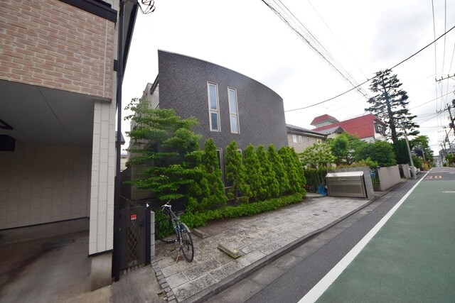 パラディ成城の物件内観写真