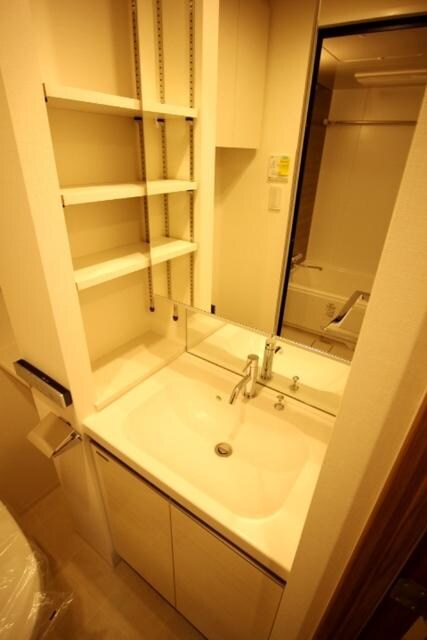 クレヴィアリグゼ世田谷松陰神社前の物件内観写真