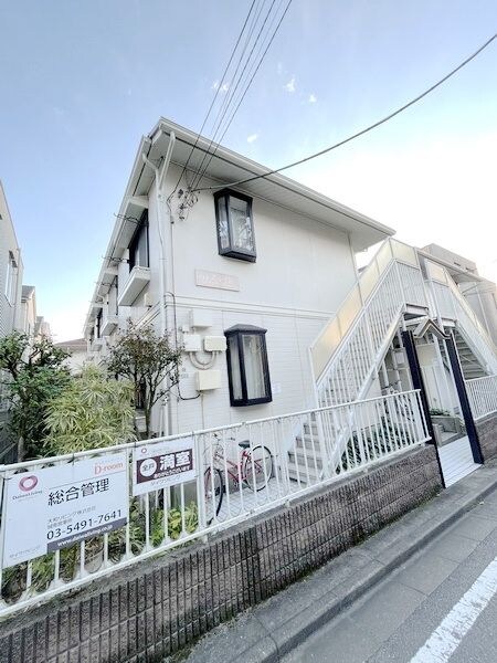 パレスレインAの物件外観写真