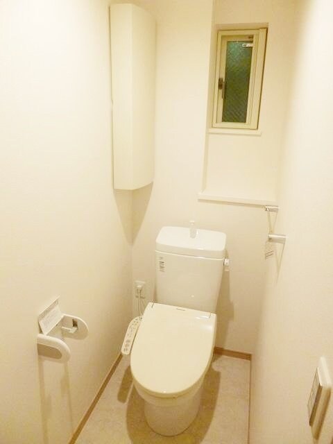 アン・ウィスタリアの物件内観写真