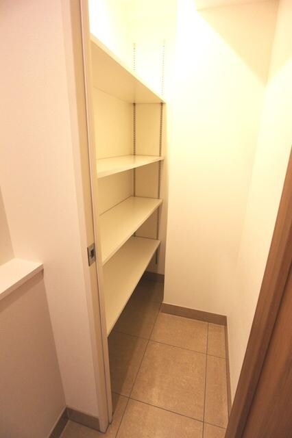 スカイコートパレス駒沢大学の物件内観写真