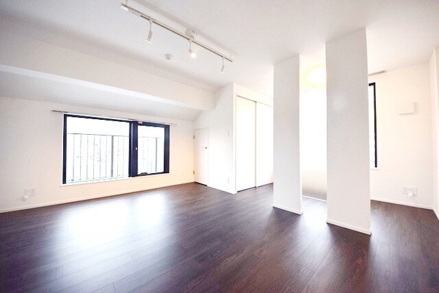 Ｌａ　Ｐｅｒｌａ　ＳａｓａｚｕｋａIIの物件内観写真