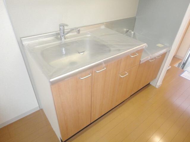 ルミエール・Ｒの物件内観写真