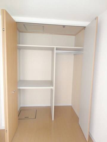 ルミエール・Ｒの物件内観写真