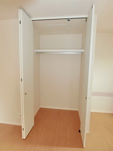 レガーロCの物件内観写真