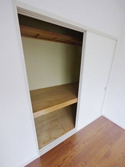 メイプルハイツの物件内観写真