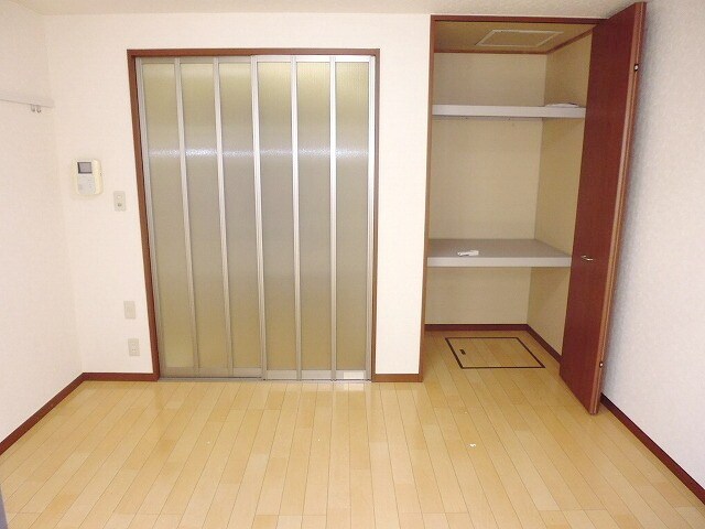 ハイビスカスの物件内観写真