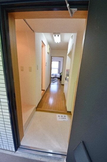 ホワイトレジデンスの物件内観写真