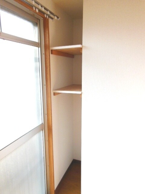 秋山ビルの物件内観写真