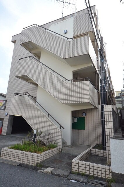 小宮キザキコーポの物件外観写真