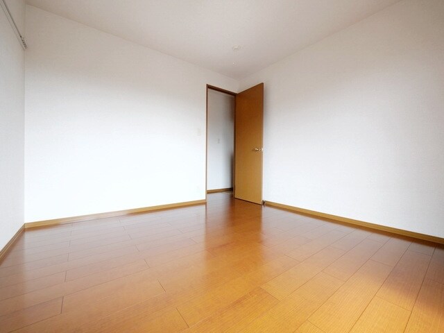 プリヤンモアの物件内観写真