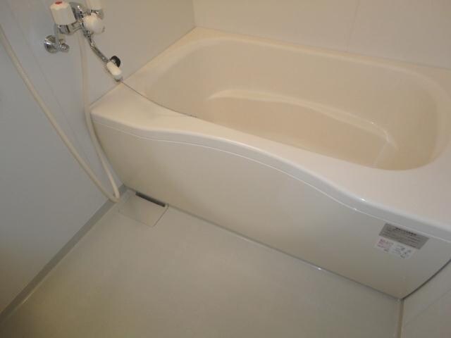 グレンツェ・アヴニールＡ・Ｂの物件内観写真