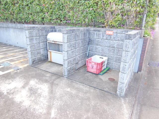 アウグーリオの物件内観写真