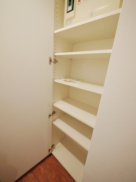 サーティーフォービルの物件内観写真