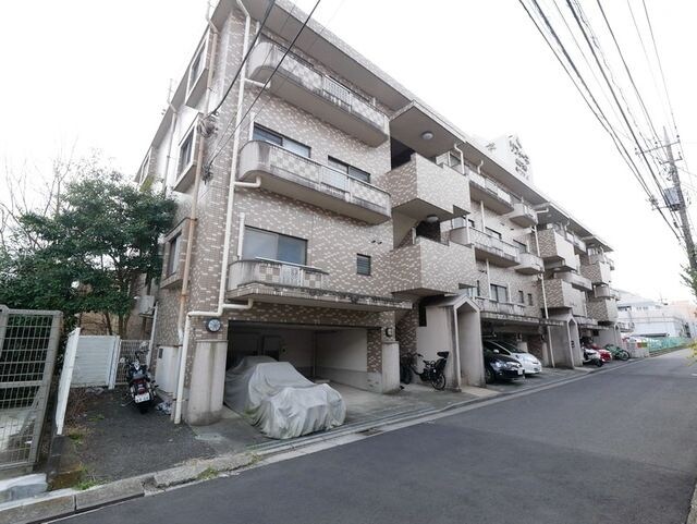 リフィーネめじろ台の物件内観写真