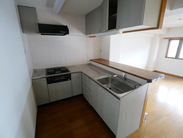 リフィーネめじろ台の物件内観写真