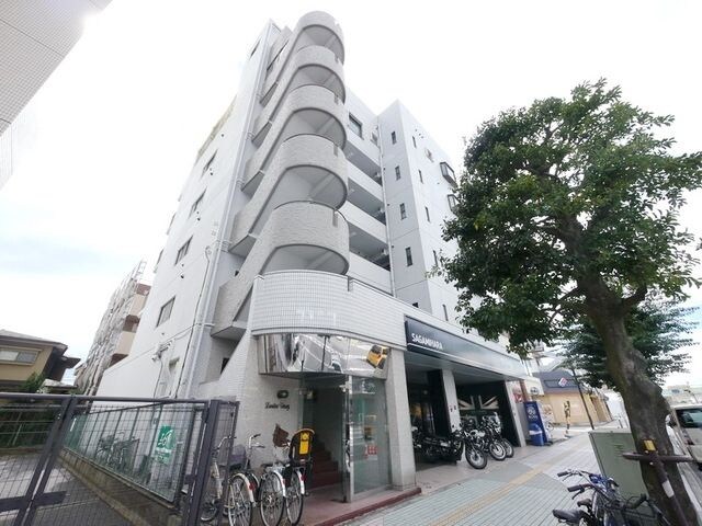 ルミエール上杉の物件外観写真