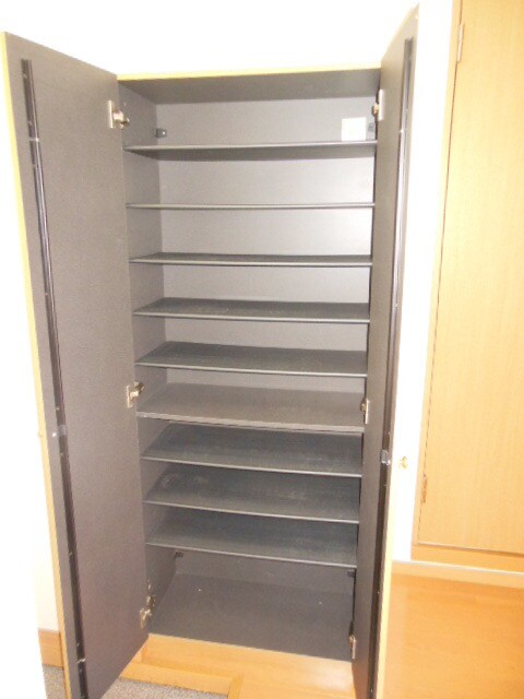 カトルコートの物件内観写真