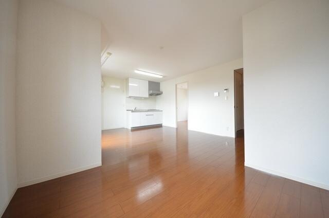 ウィスタリア・ガーデンＡＢの物件内観写真