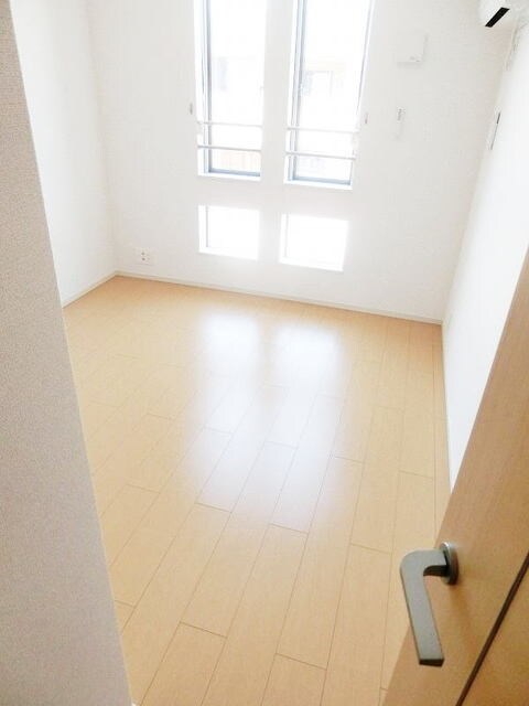 シエル・ノクターンIIの物件内観写真