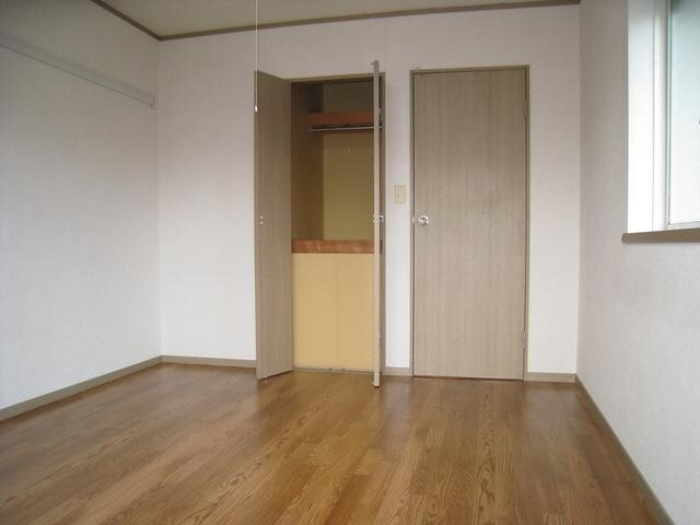 ブリージングタウン百草園の物件内観写真