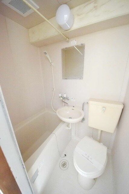 アップスタイルビルの物件内観写真