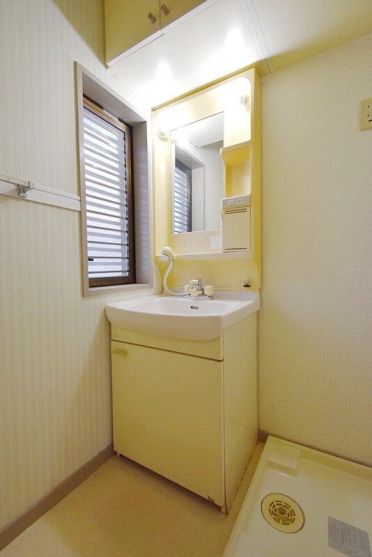 ニューベルヴェの物件内観写真