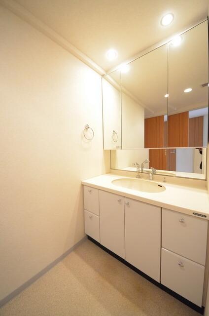 ゼファーアートフィールズ　フェアステージの物件内観写真