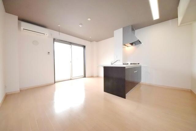 ストークガーデンの物件内観写真