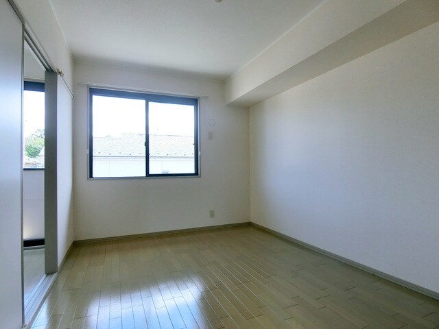 ラフォーレ美堀の物件内観写真