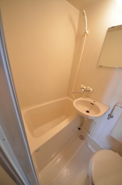 ガーデンスクエア国立の物件内観写真