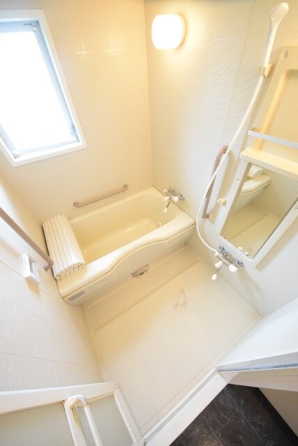 エルムコートの物件内観写真