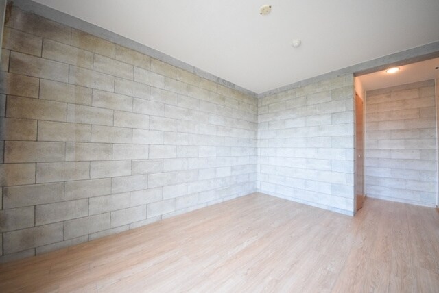 エルムコートの物件内観写真