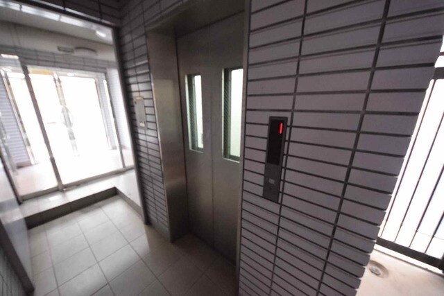 リヴイン国立の物件内観写真