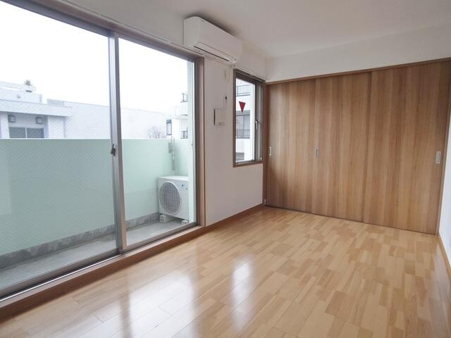 リエイゾン若松の物件内観写真