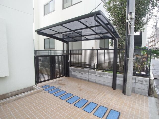 リエイゾン若松の物件内観写真