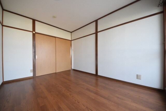 アベニューハイツ石川の物件内観写真