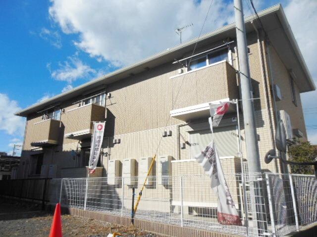 ラグラシューズの物件外観写真