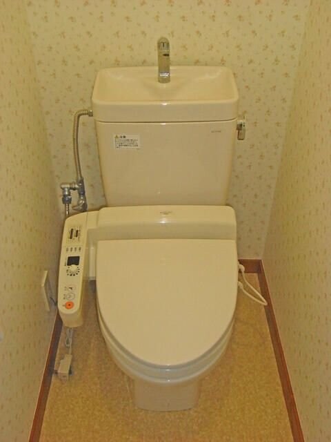 コウズィプレイスの物件内観写真