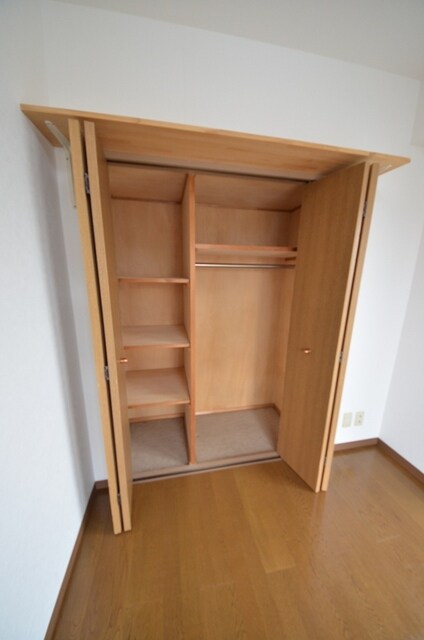 グレイシャス国立　の物件内観写真