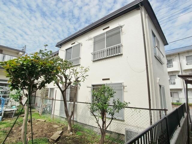 フルール日野の物件外観写真